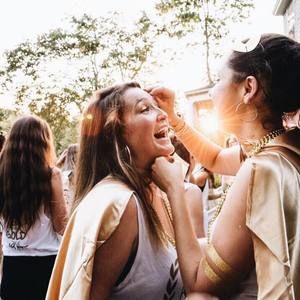 Meet your Posher, Michaela